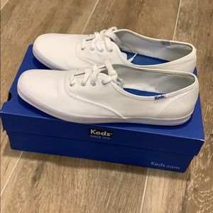 Keds Champion White Canvas  11 narrow